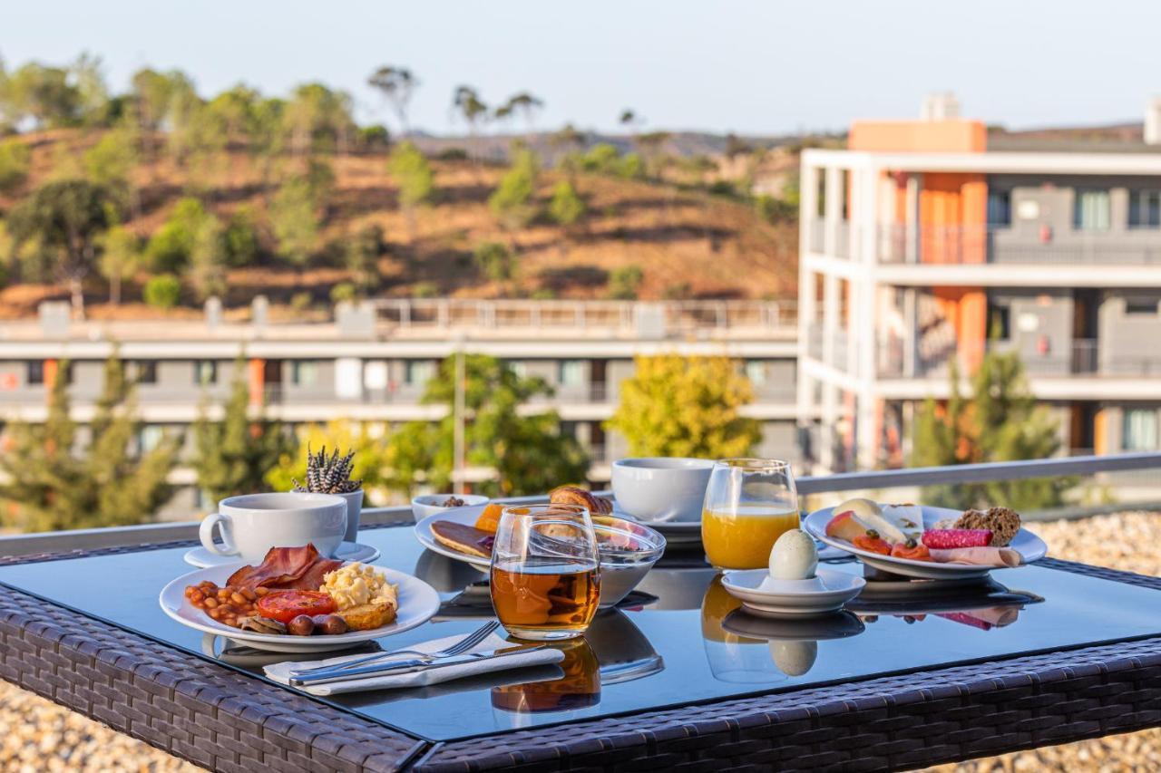 Algarve Race Resort - Hotel Montes de Cima Exterior photo